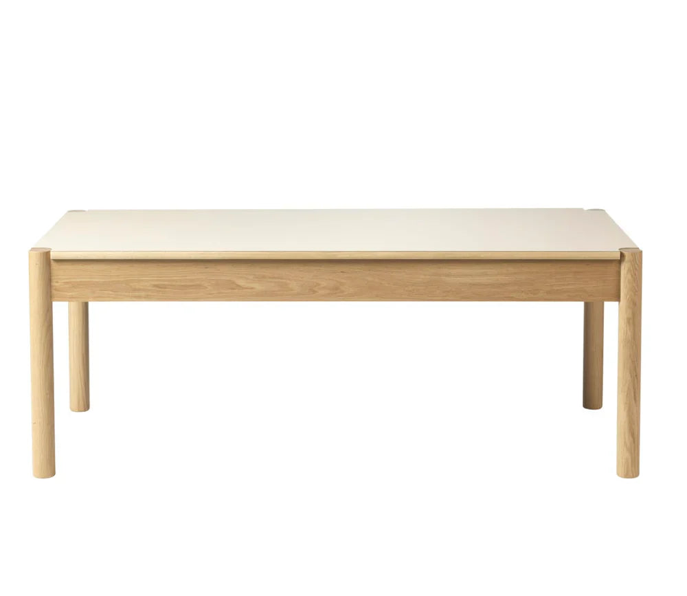FDB Møbler Coffee Table in solid oak (beige), designed by Jørgen Bækmark