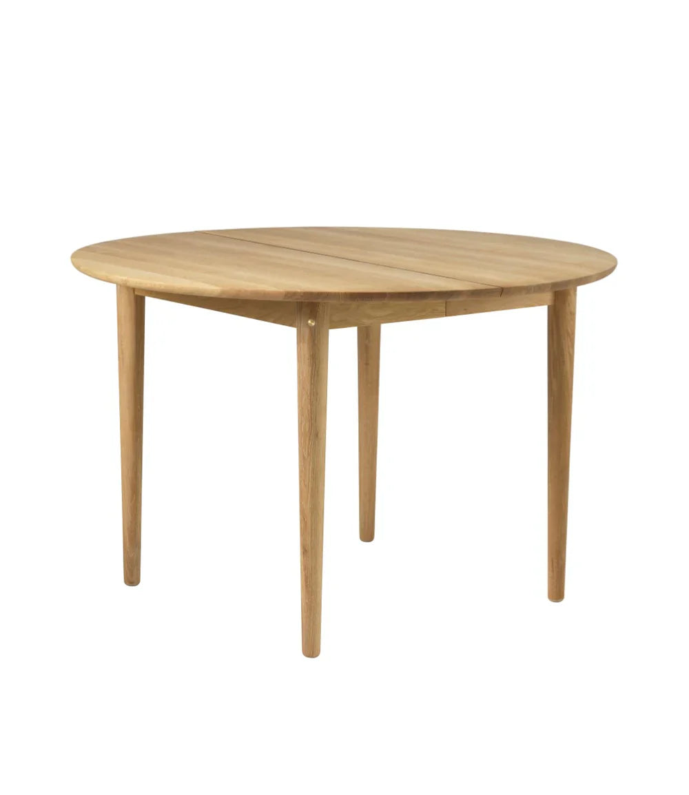 FDB Møbler Bjørk Dining table in oiled solid oak