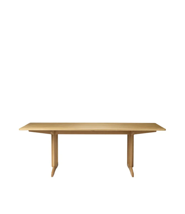 C64 Shaker Dining Table Solid