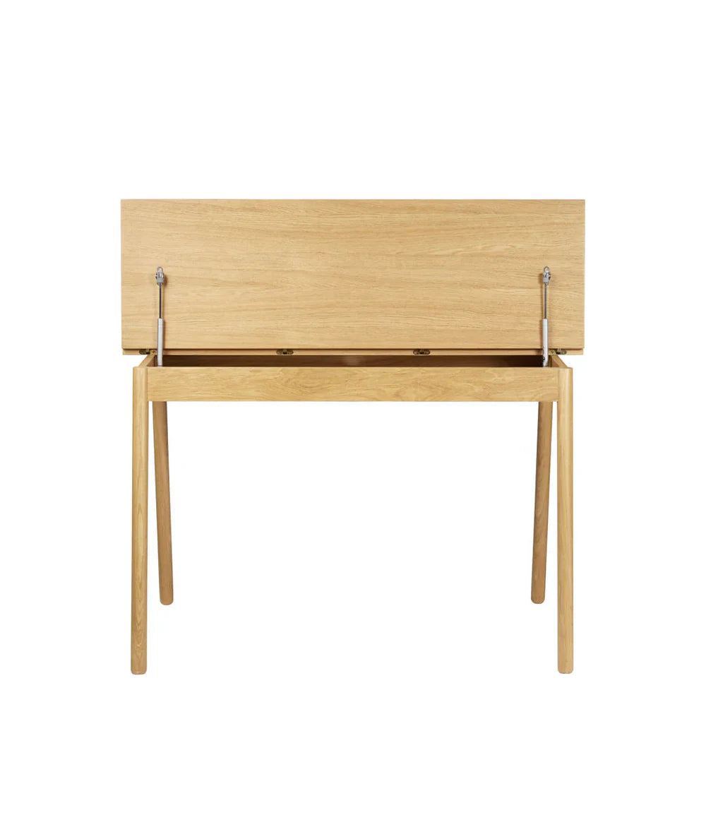 FDB Møbler Nørrebro Desk in solid oak (nero)