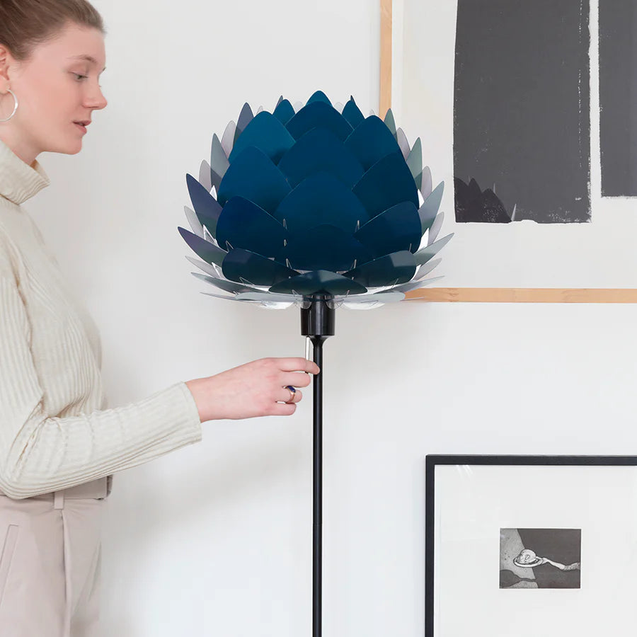 UMAGE Santé Floor Light Stand