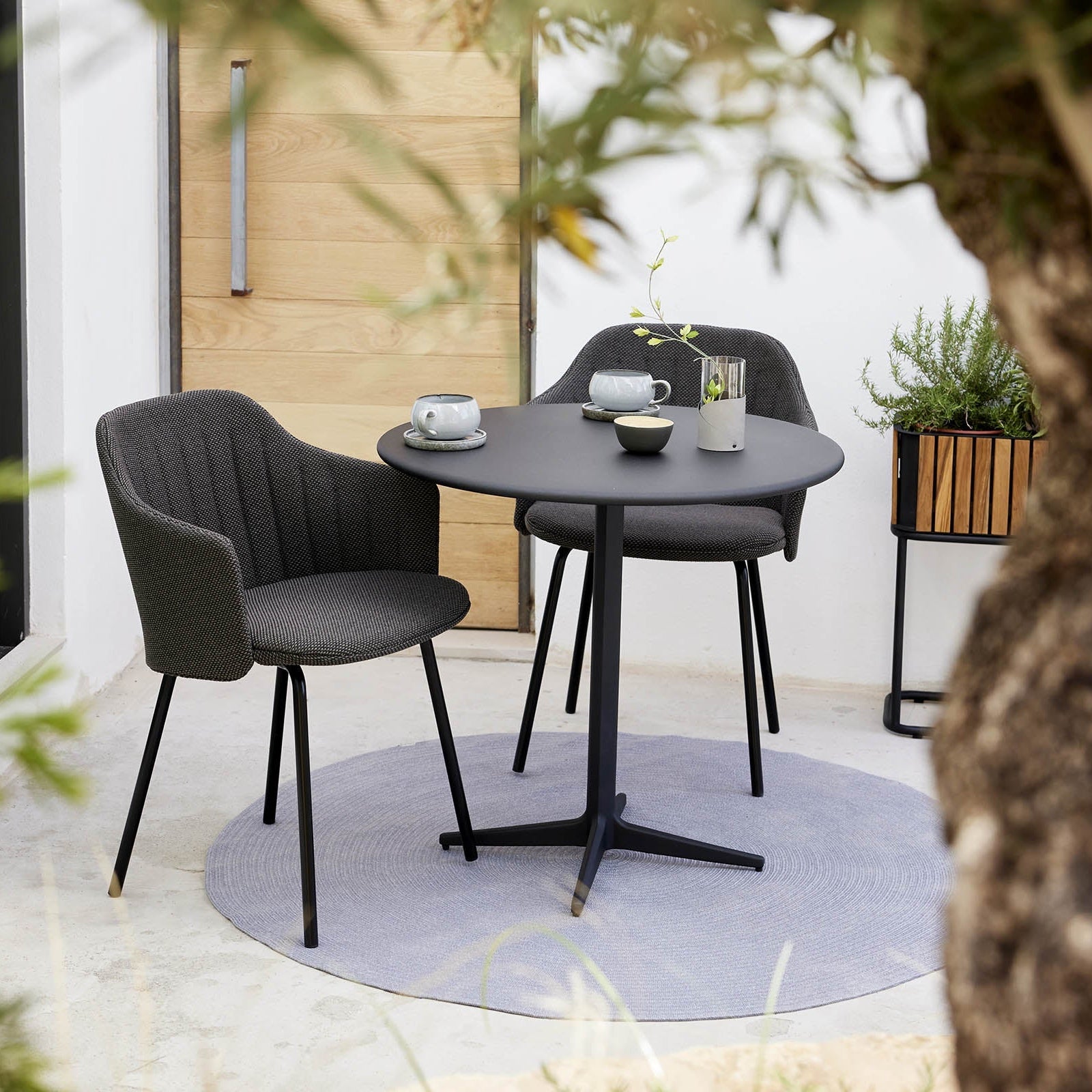 Choice Chair with 4 Legs INDOOR/OUTDOOR