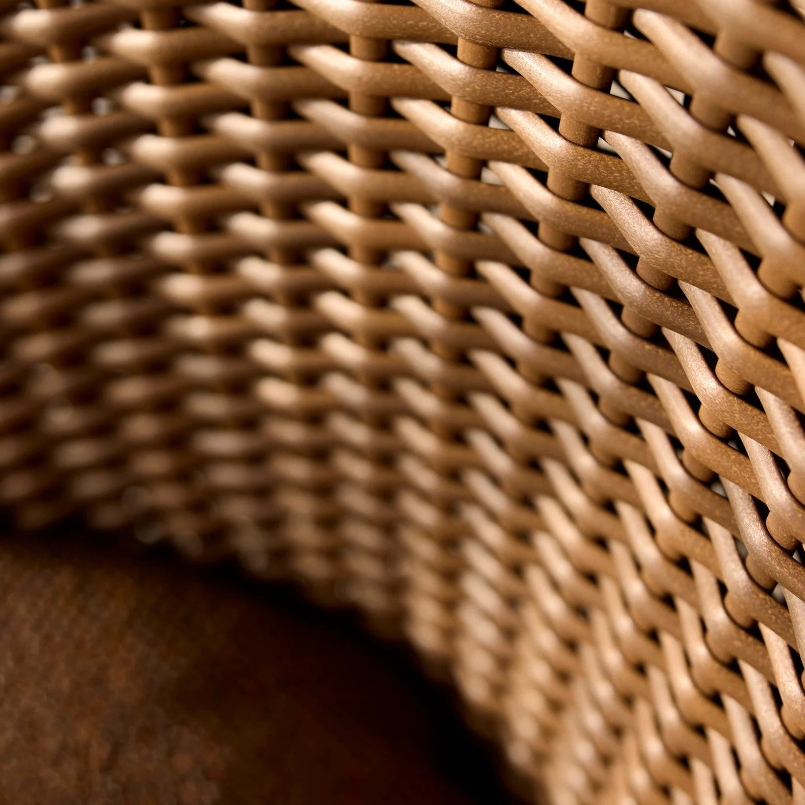 Coast Lounge Chair with Swivel