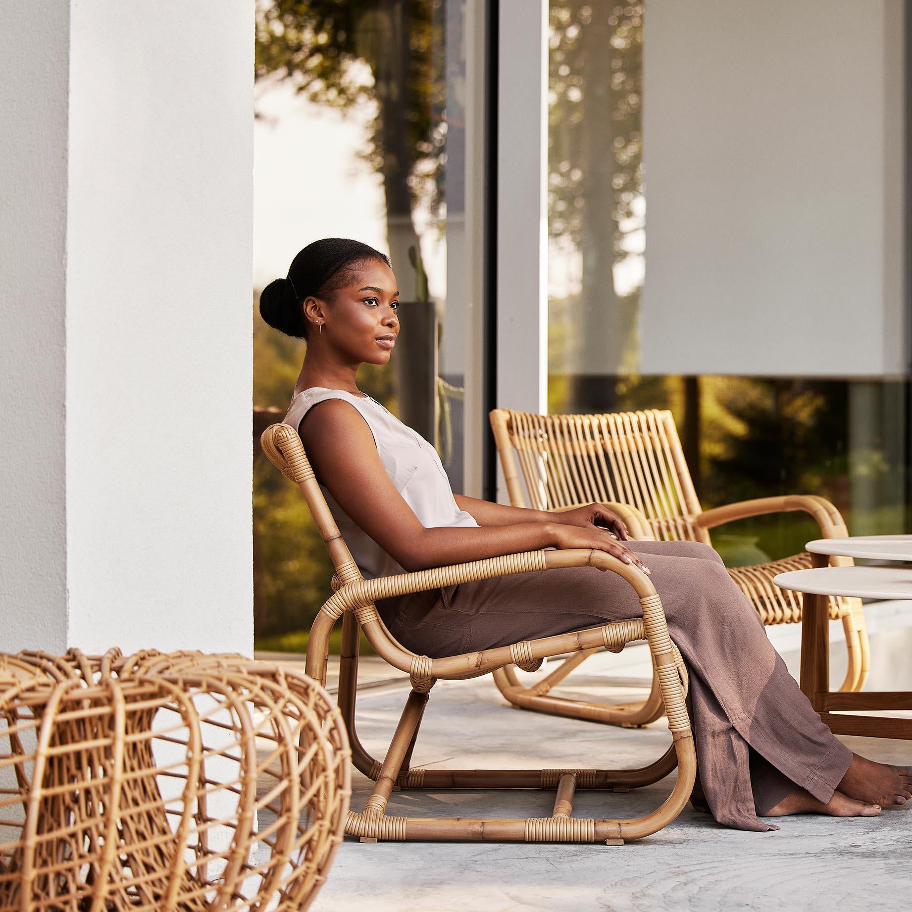 Curve Outdoor Lounge Lounge Chair