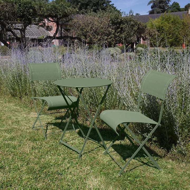 Bistro 24" Round Folding Table