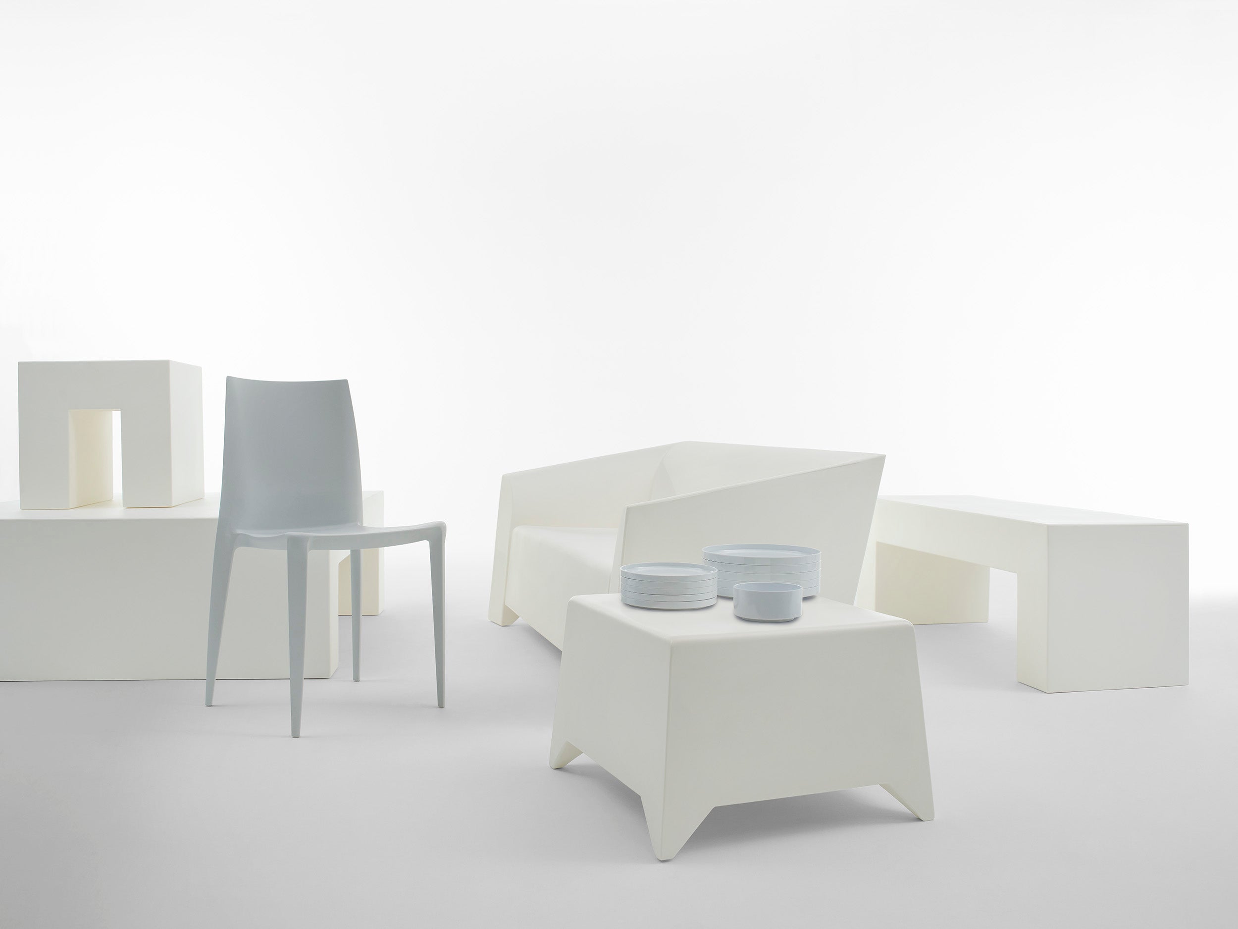 MB5 Ottoman Tabl