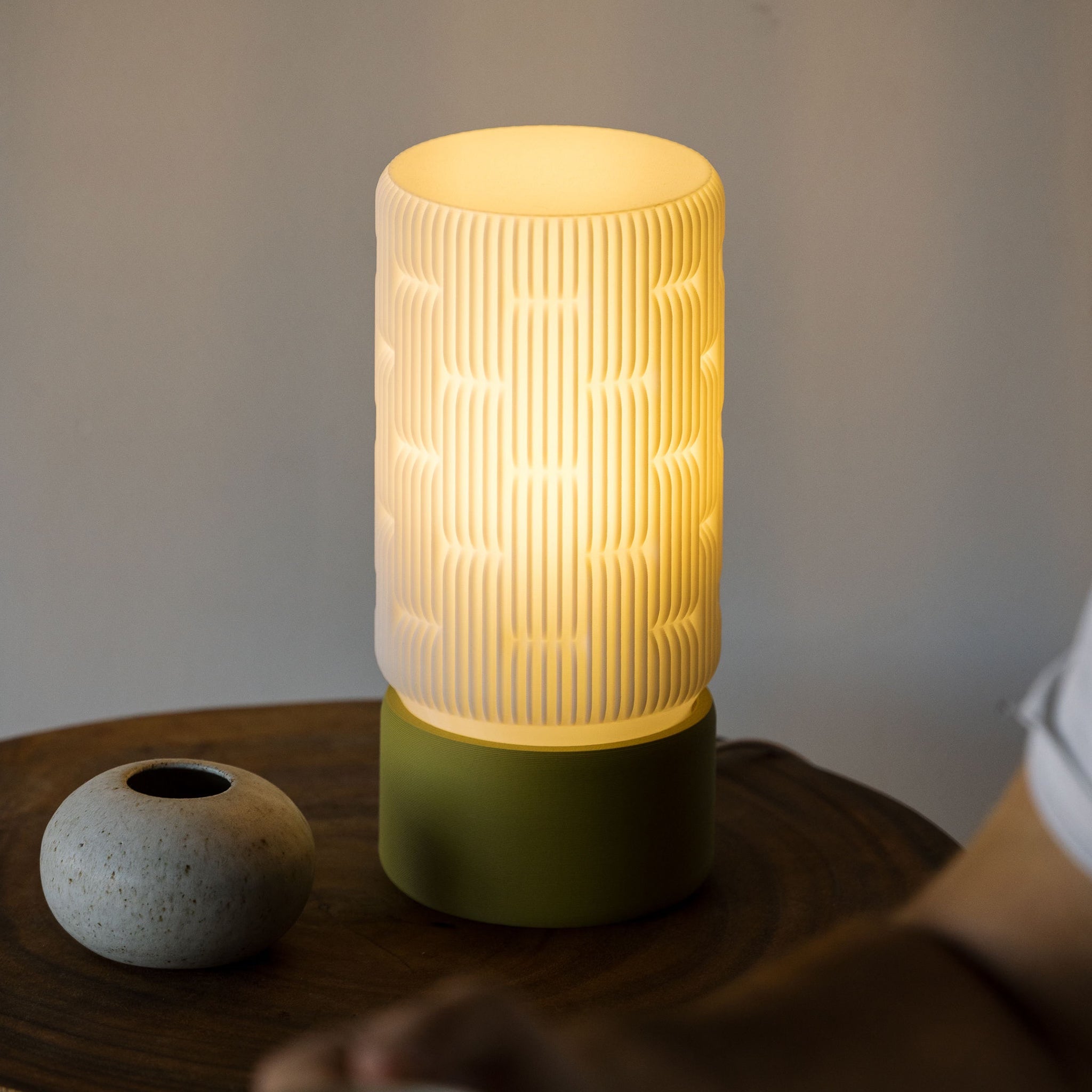 Liunk Table Lamp