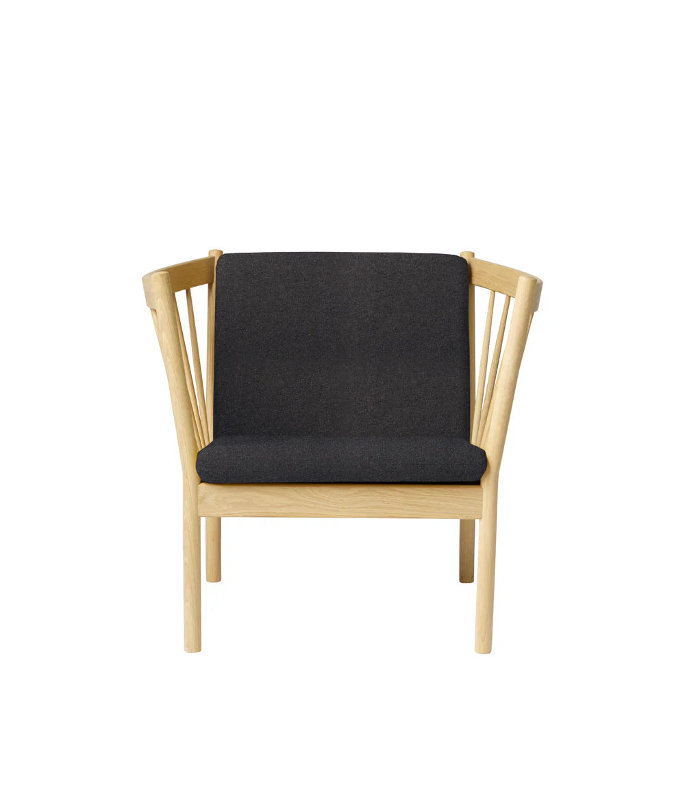 FDB Møbler Armchair in solid oak (dark grey), designed by Ole Jørgensen