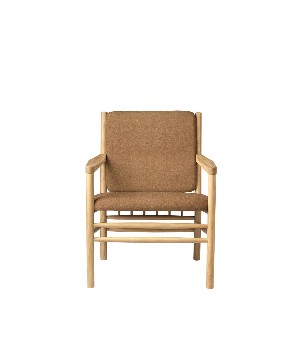 FDB Møbler Armchair in solid oak (brown), designed by Ole Jørgensen