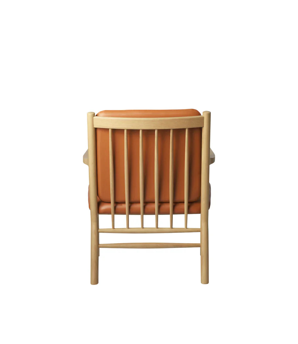 FDB Møbler Armchair in solid oak (cognac), designed by Ole Jørgensen