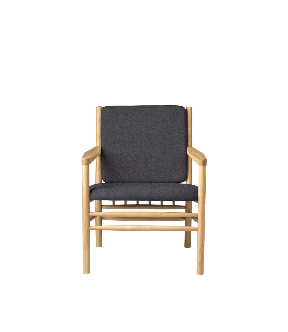 FDB Møbler Armchair in solid oak (dark grey), designed by Ole Jørgensen