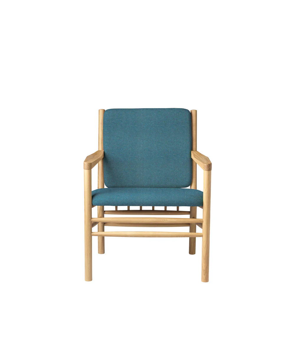 FDB Møbler Armchair in solid oak (green), designed by Ole Jørgensen