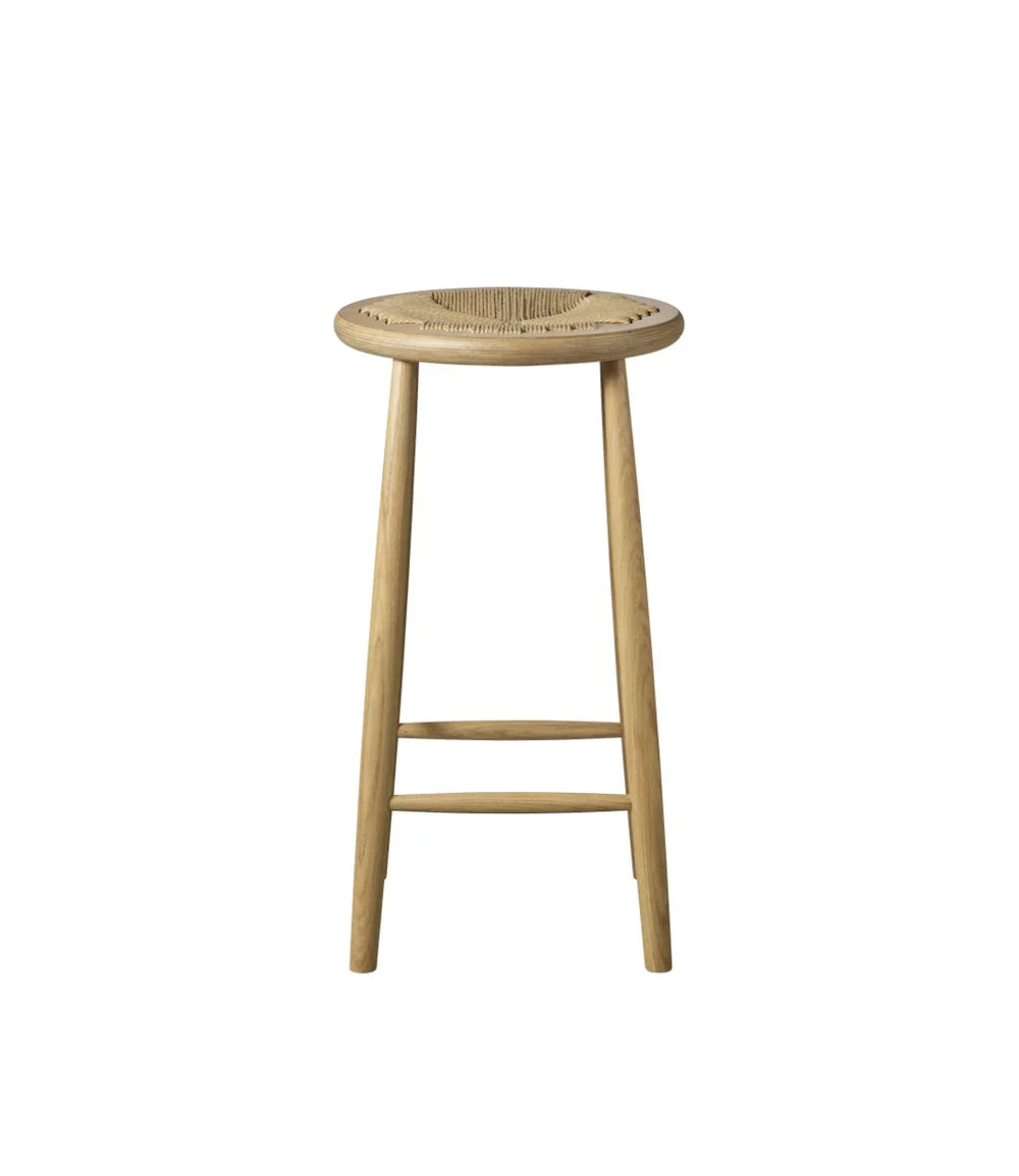 FDB Møbler Counter round in solid oak, designed by Jørgen Bækmark