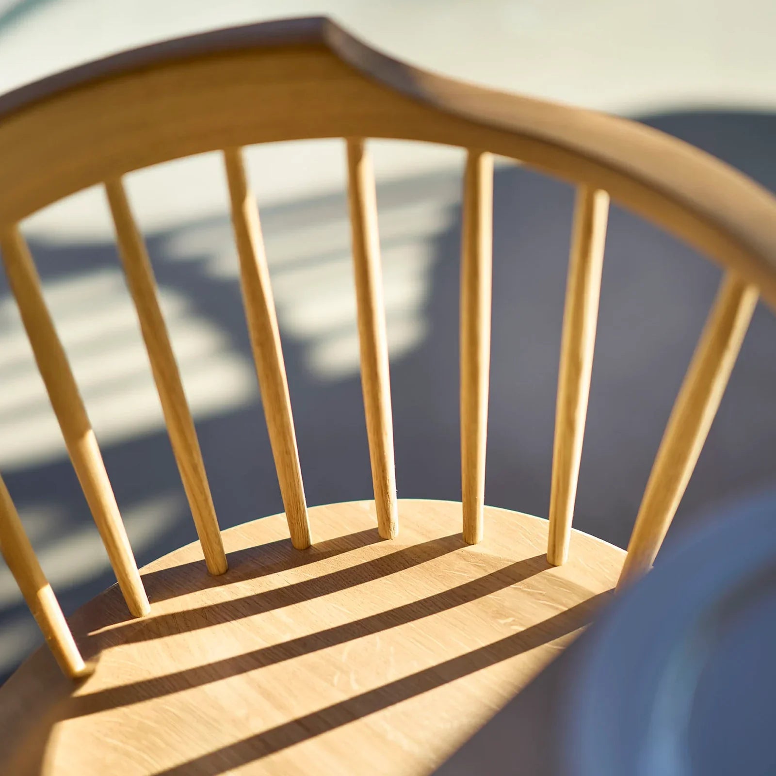 FDB Møbler Chair in solid oak (brown), designed by Børge Mogensen