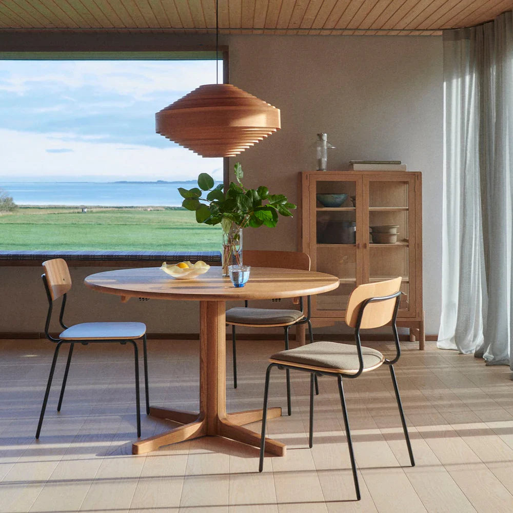 J182 Holmen Stackable Chair