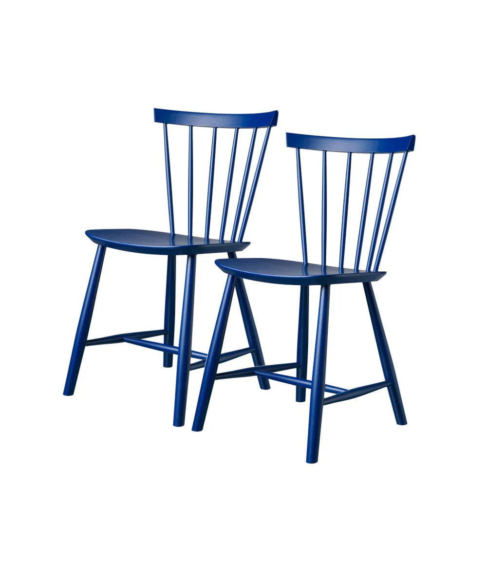 FDB Møbler Chair Set of 2 in solid beech (dark blue), designed in 1955 by Poul M. Volther