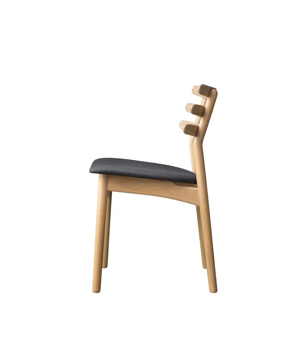 FDB Møbler J48 - Chair Textile Antracit in solid oak (chair textile antracit), designed by Poul M. Volther