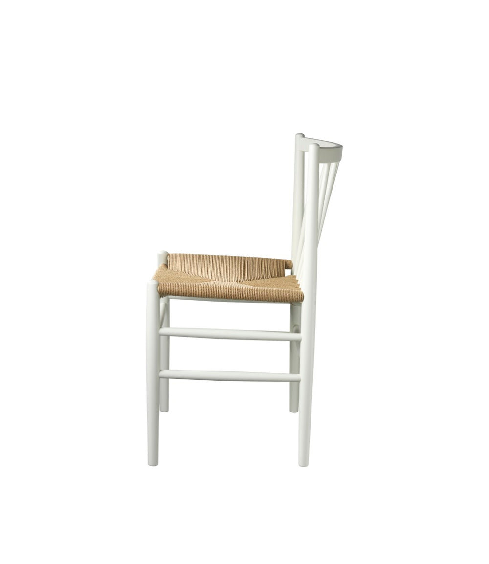 FDB Møbler Chair in solid beech (pure white), designed by Jørgen Bækmark