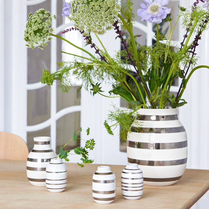Omaggio Vases