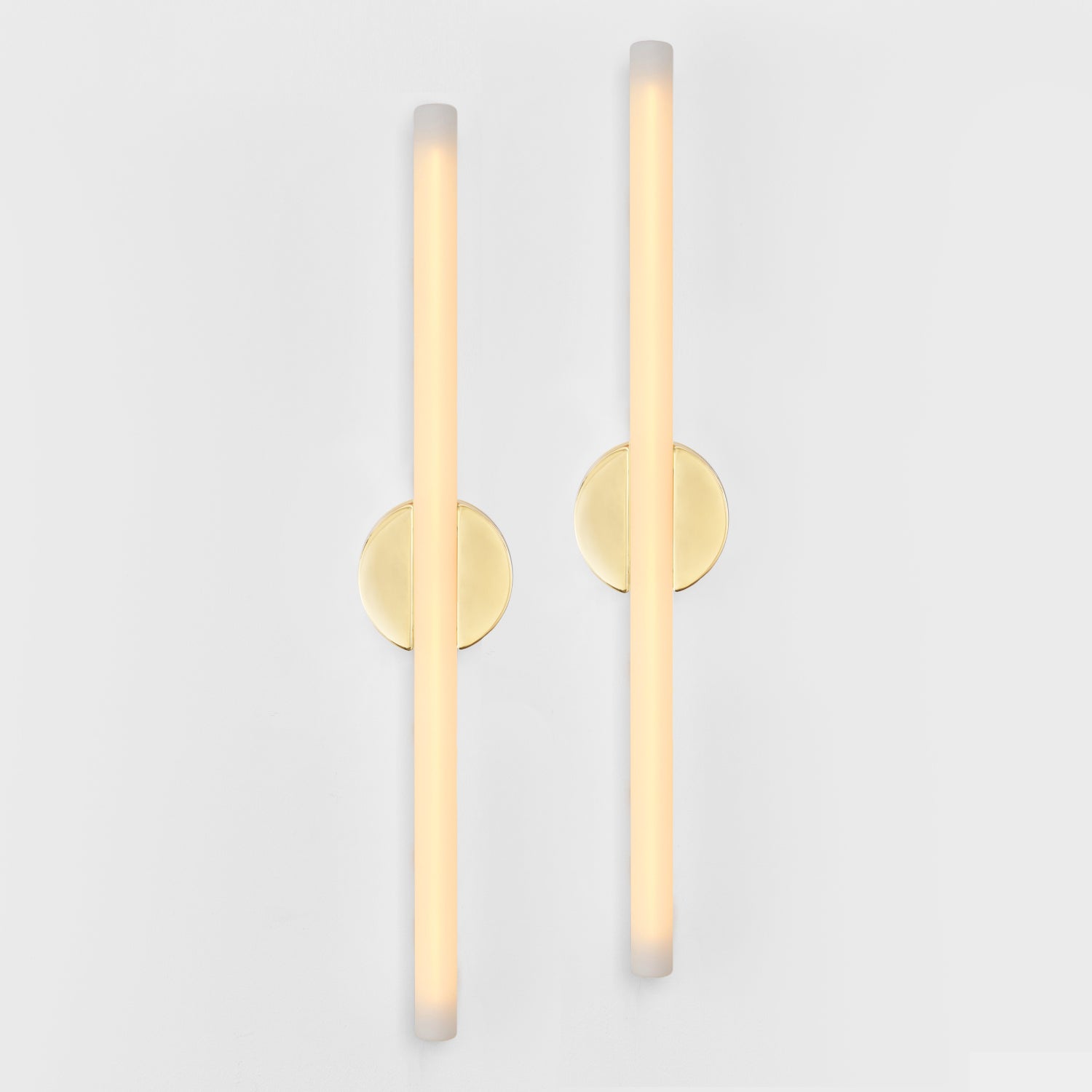 Kilter 1.0 Wall Light in Solid Brass, Set of 2, 25in, 2200K