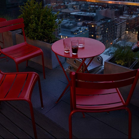 Bistro 24" Round Folding Table