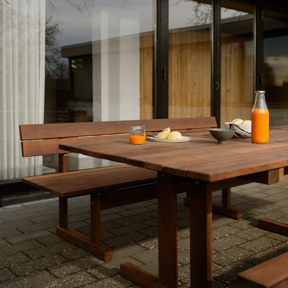 FDB Møbler Ermelunden Bench with backrest in oiled, designed by Børge Mogensen
