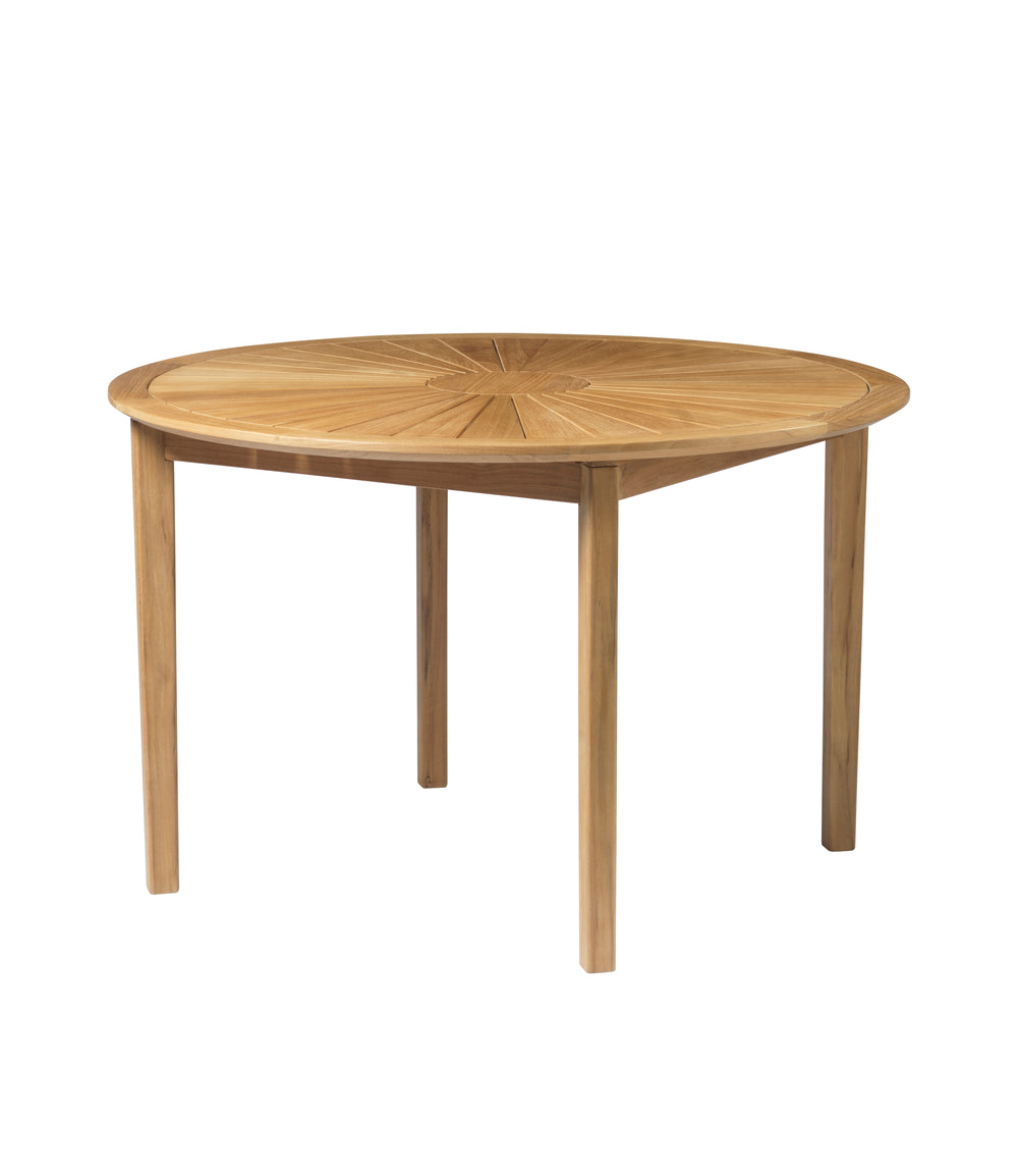 FDB Møbler Sammen Round garden table in solid oak, designed by Thomas Alken