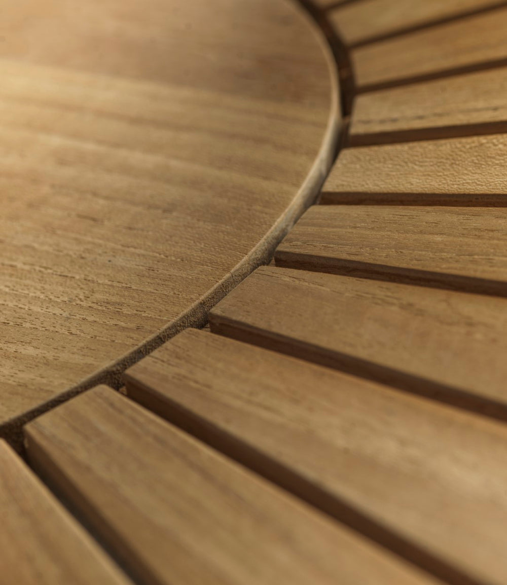 FDB Møbler Sammen Round garden table in solid oak, designed by Thomas Alken