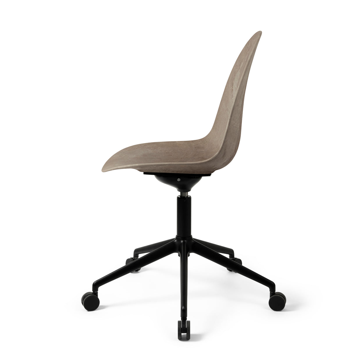Mater Eternity Swivel Chair with Wheels in Coffee Waste Light, Matek shell on a recycled aluminum base