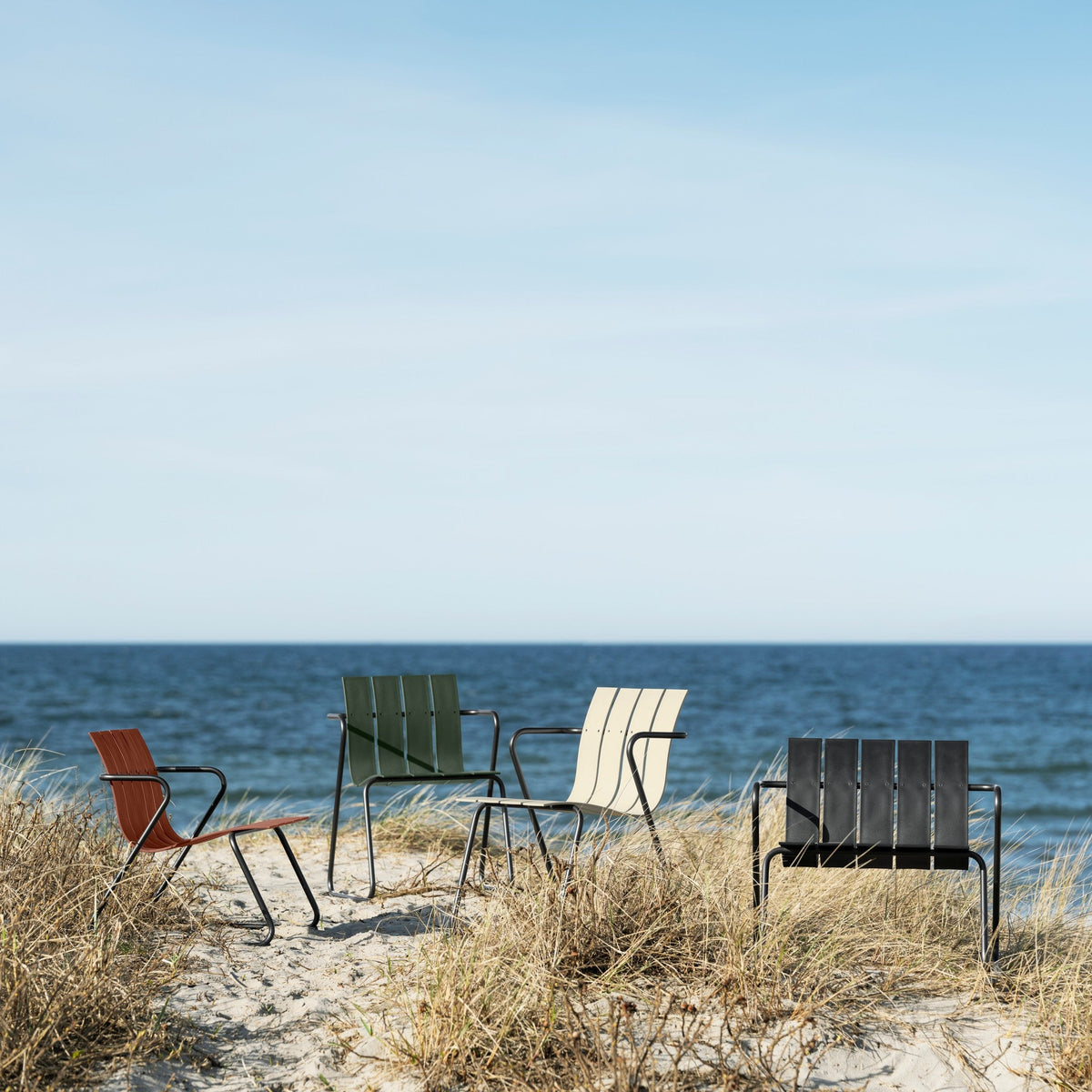 Mater Ocean Collection in all five colors, slats of recycled plastic waste