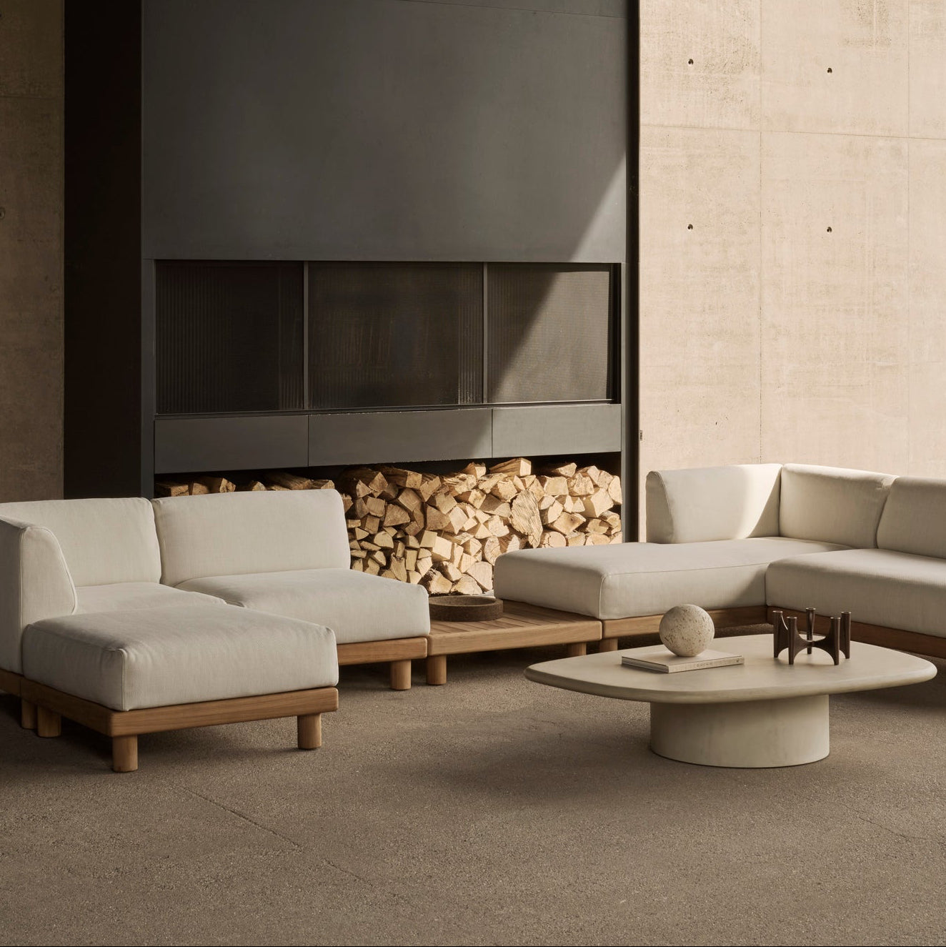 Monocle Outdoor Coffee Table