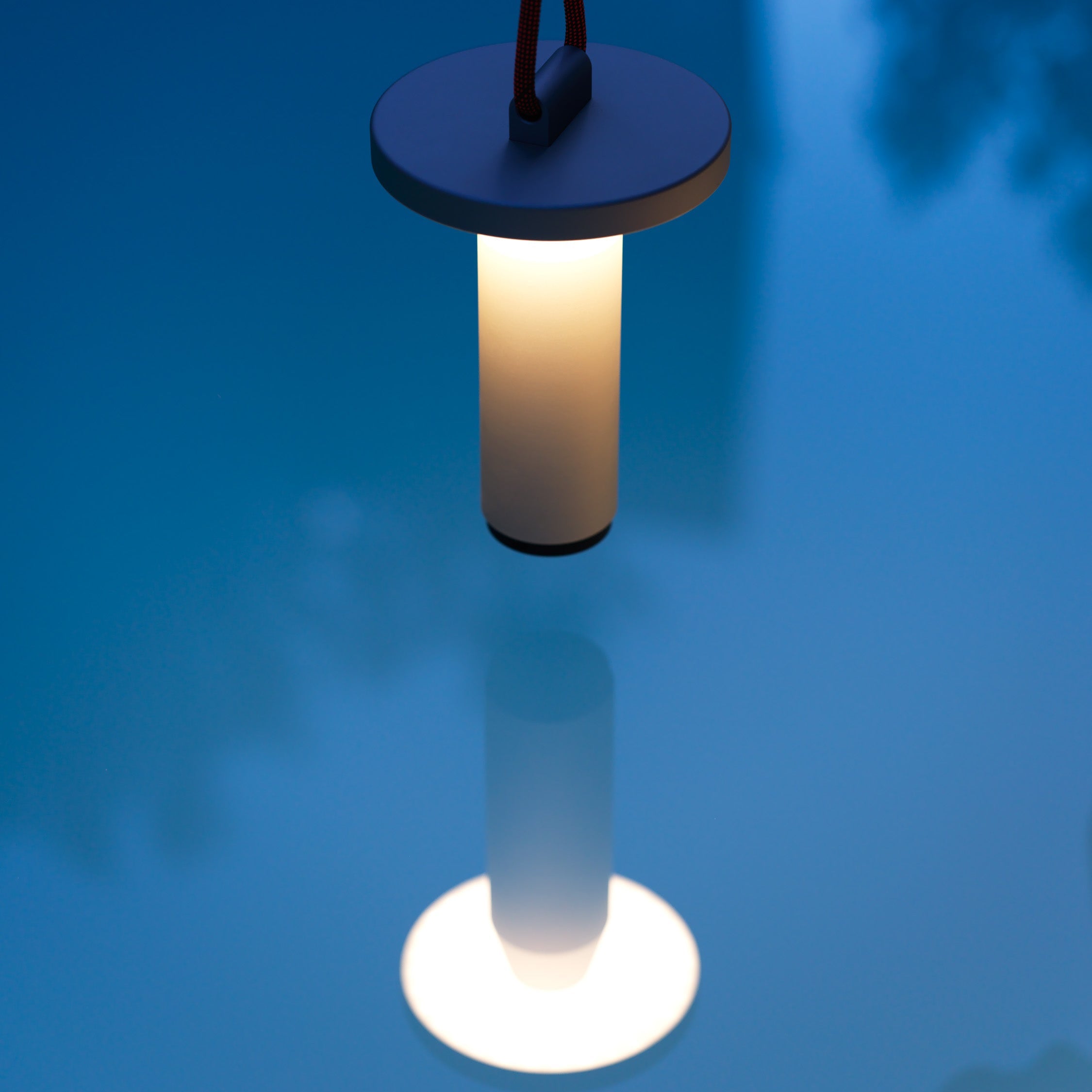 Quasar Portable Lamp