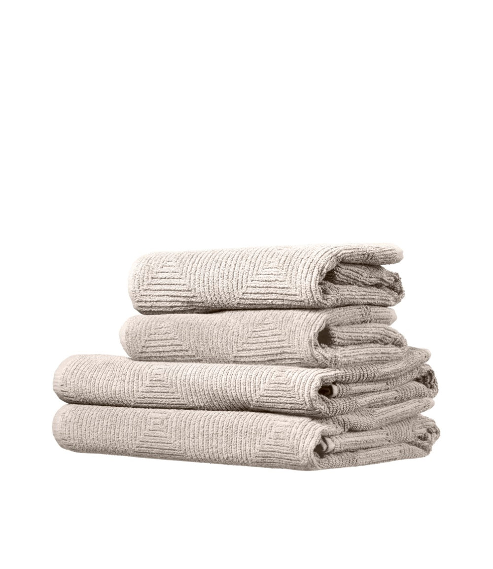 FDB Møbler - Kirkeby - Towel Set in solid oak (rainy day)