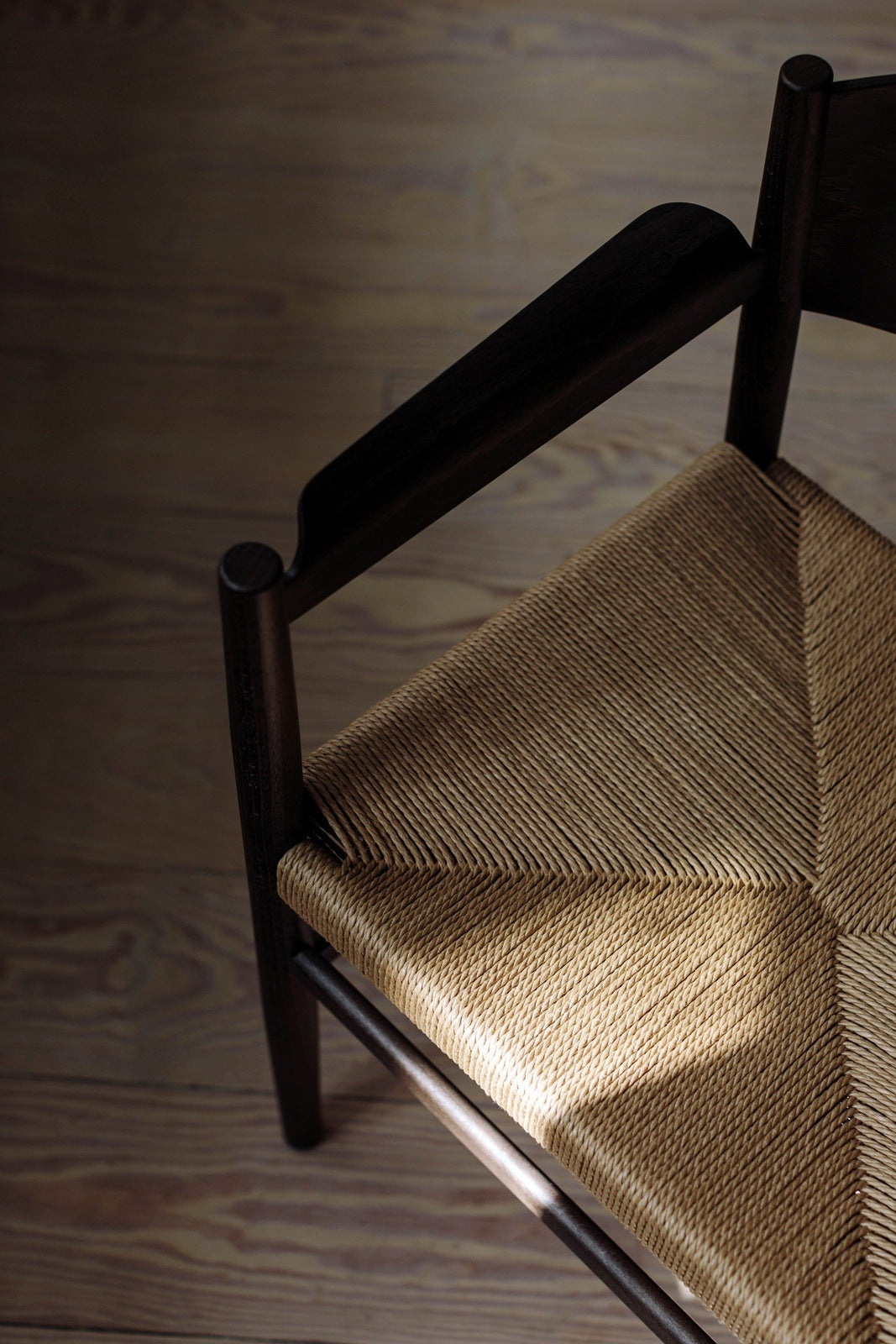 Nestor Armchair