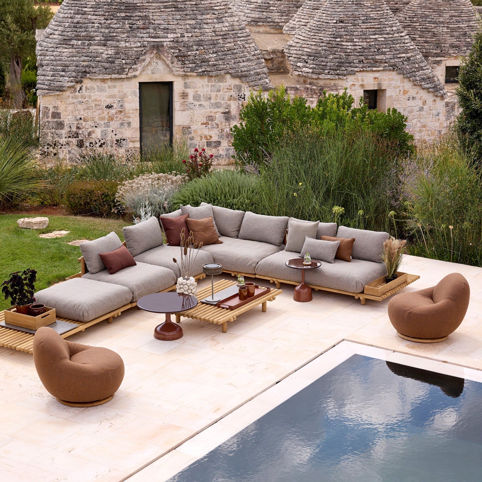 Gem Lounge Chair with Teak Swivel