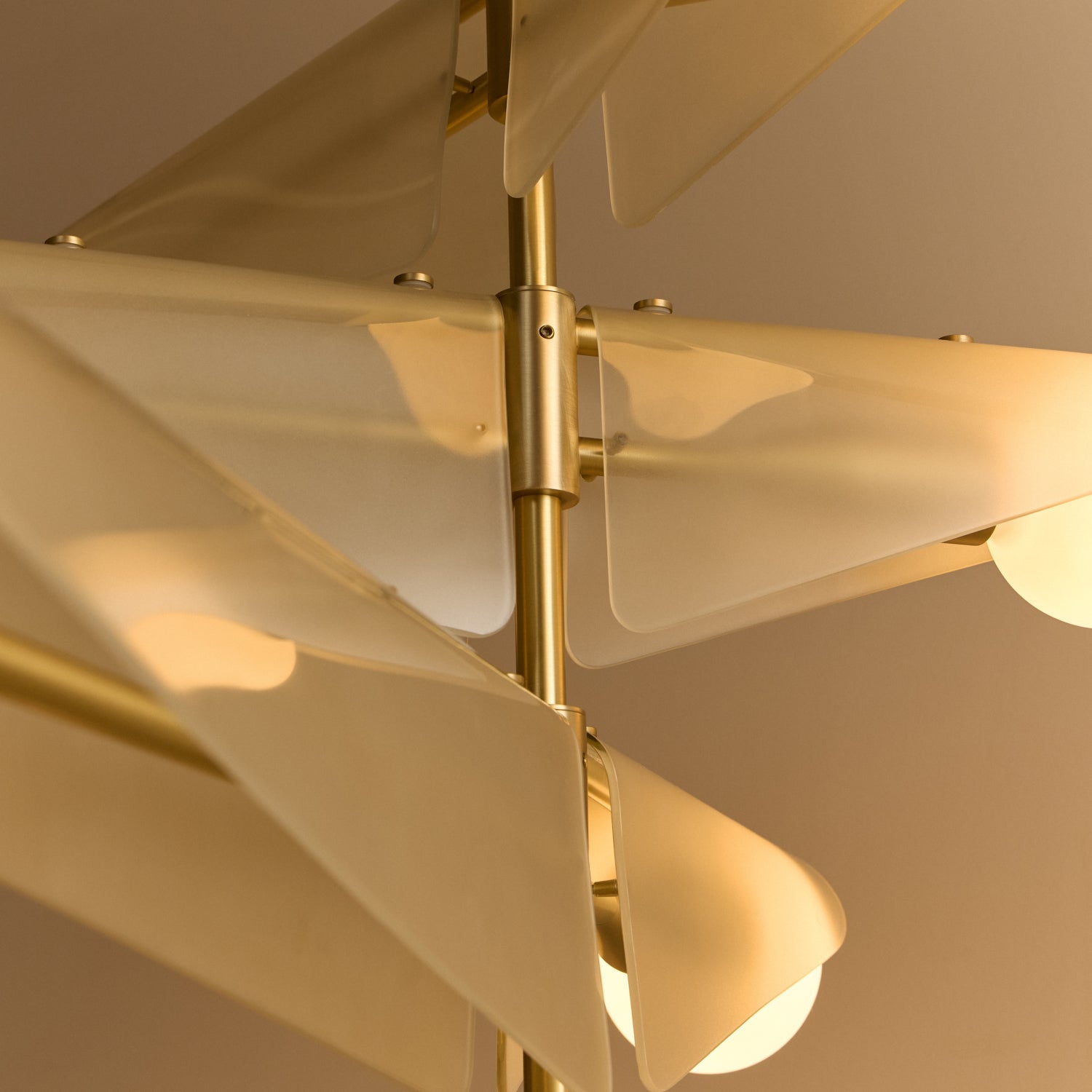 Tala Sycamore Chandelier 3 Tiers in Dusk Pink, detail 3