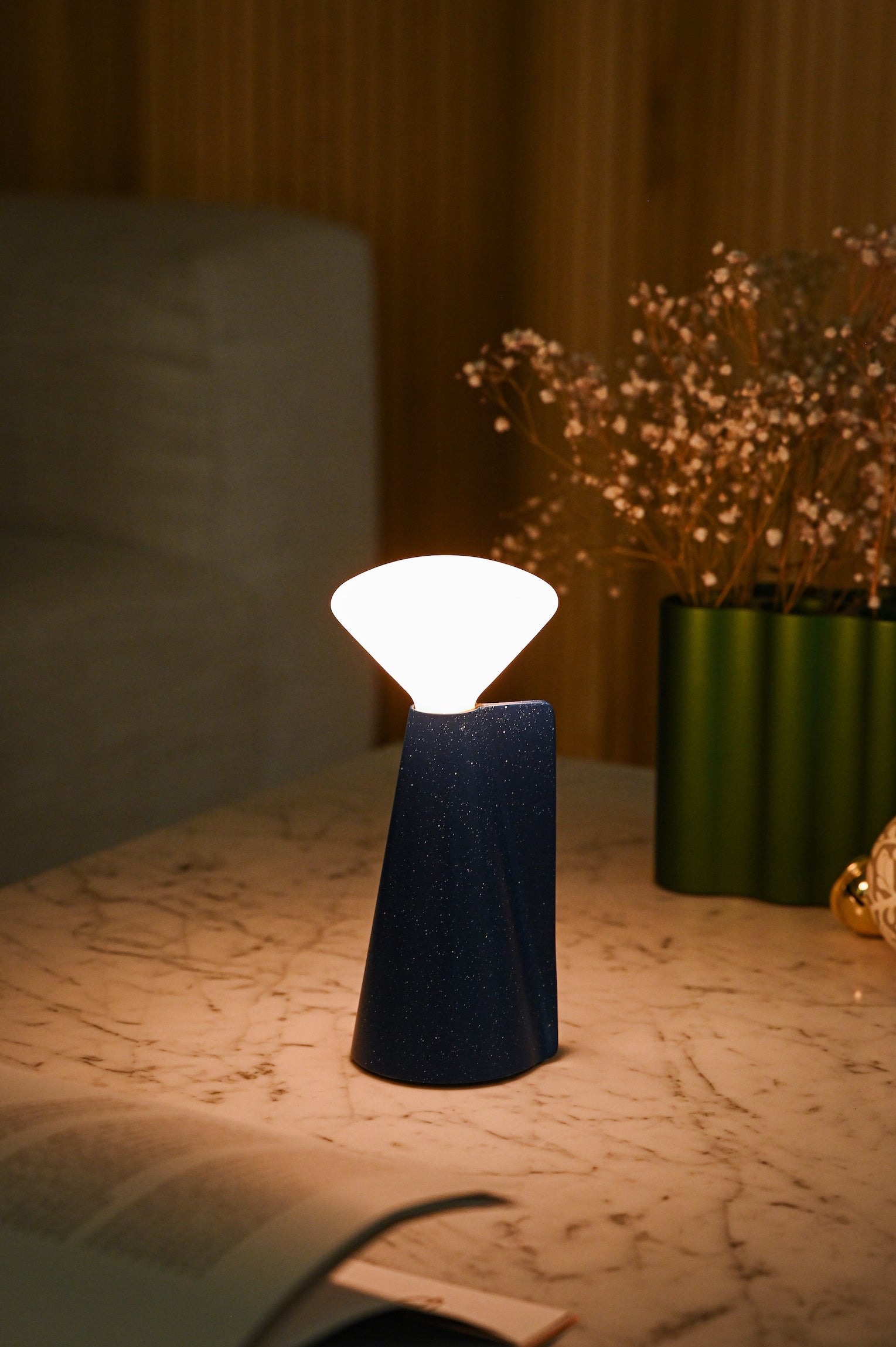 Mantle Portable Lamp