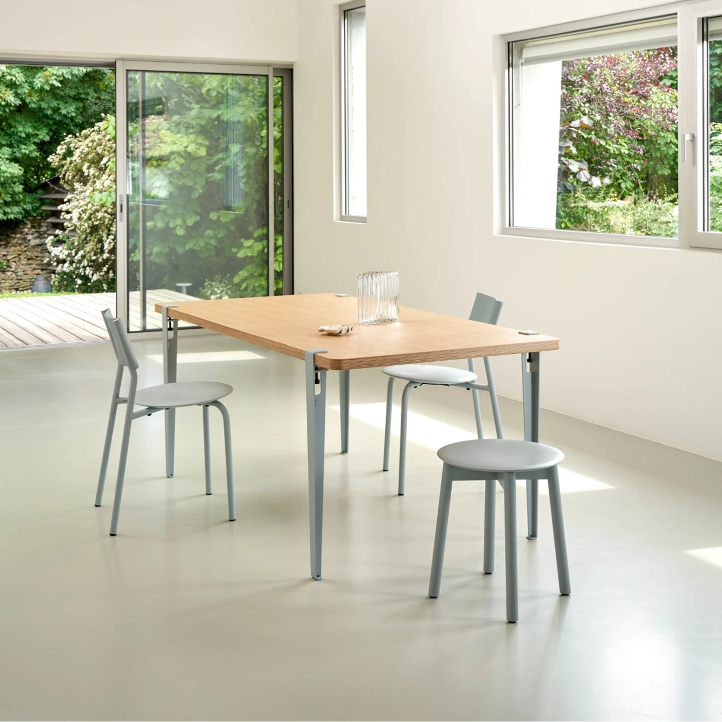 Tiptoe SSDr Recycled Plastic Dining Chair