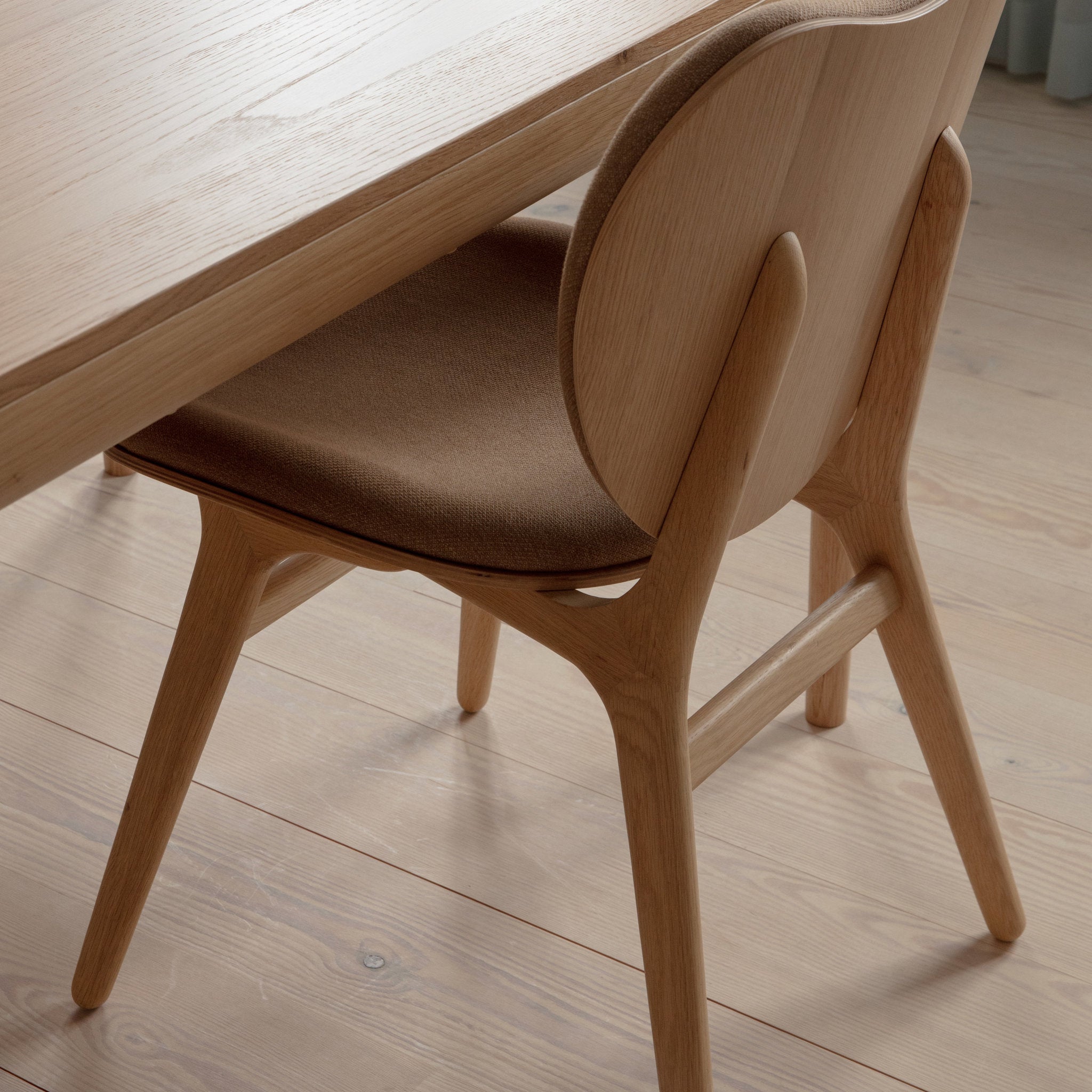 UMAGE A Conversation Piece Dining Chair, Oak