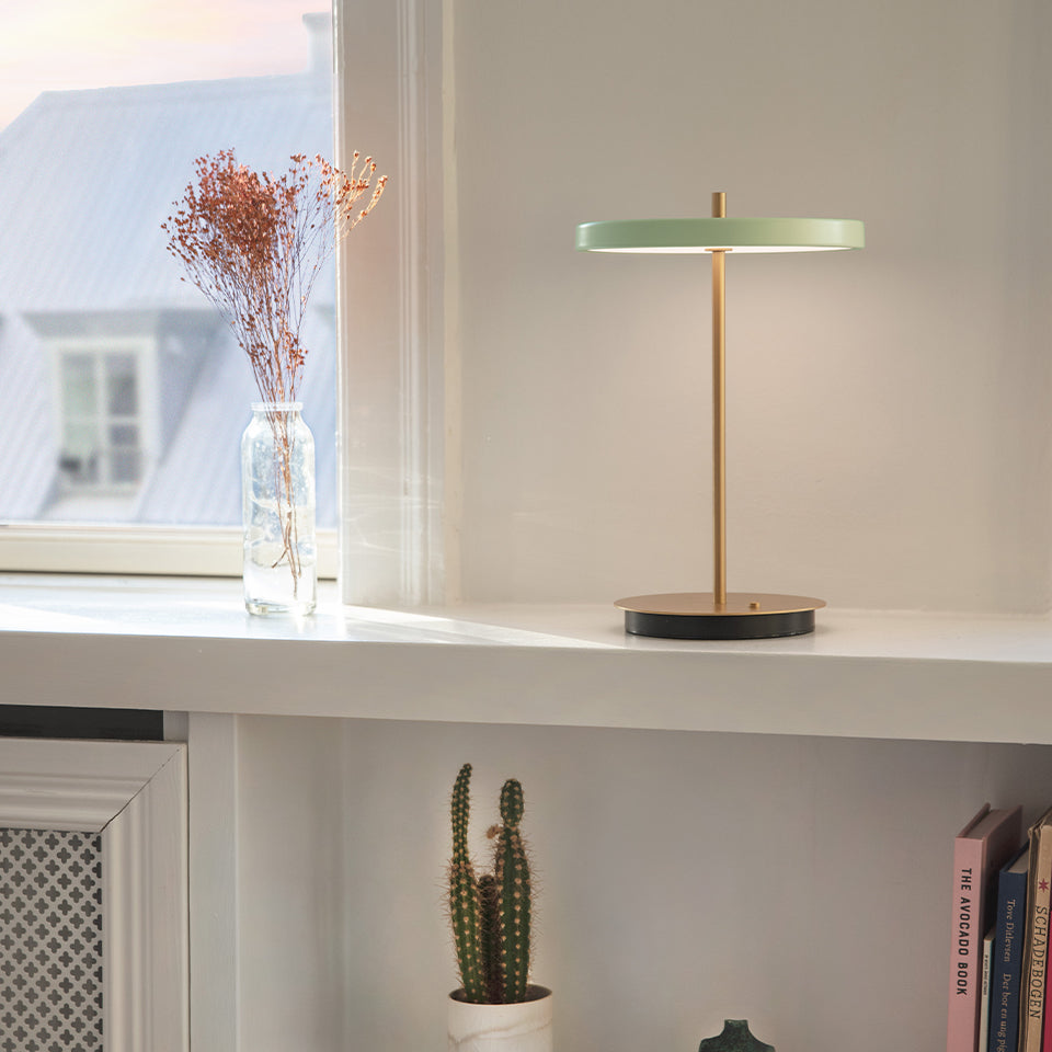 UMAGE Asteria Move Portable Lamp