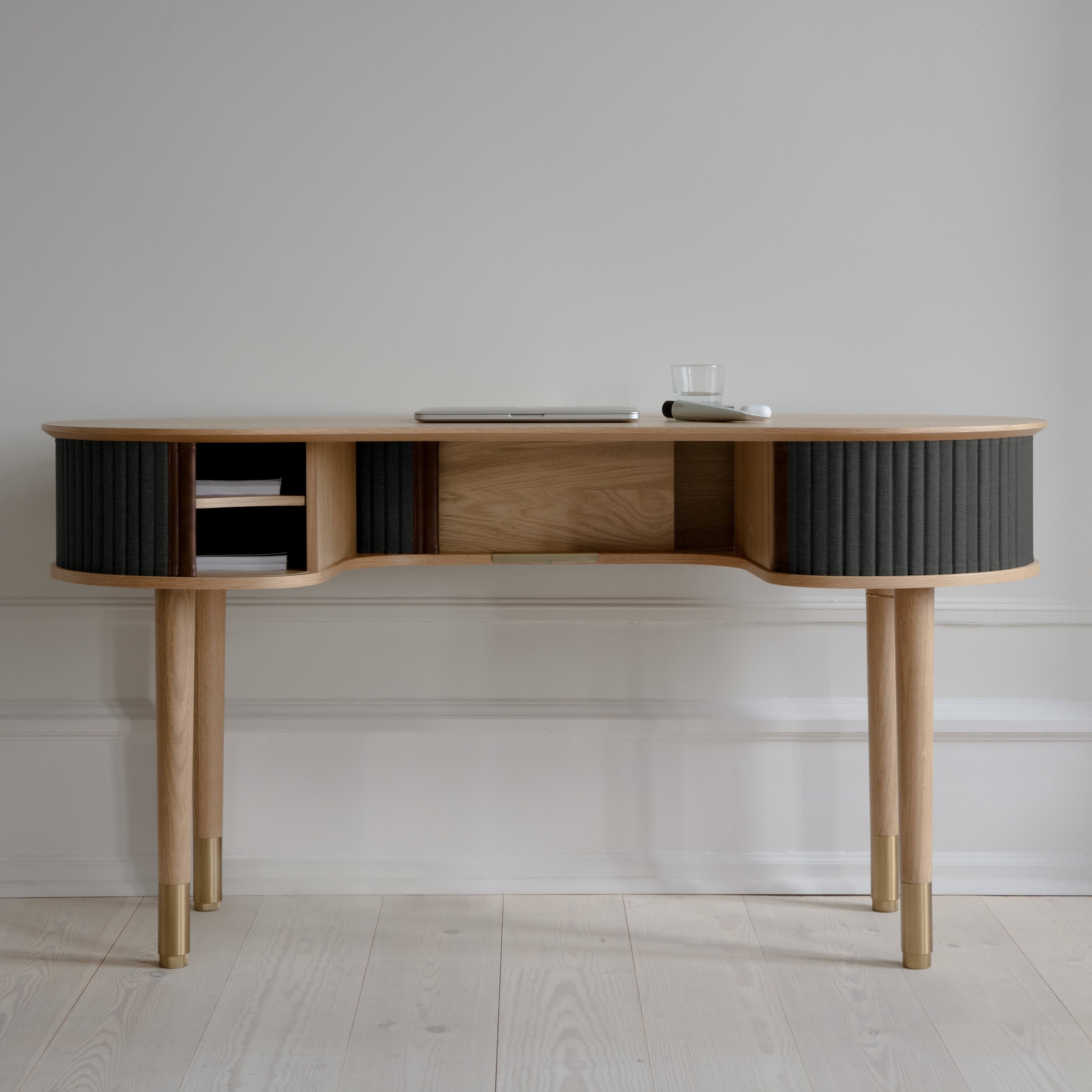 UMAGE Audacious Desk, Oak