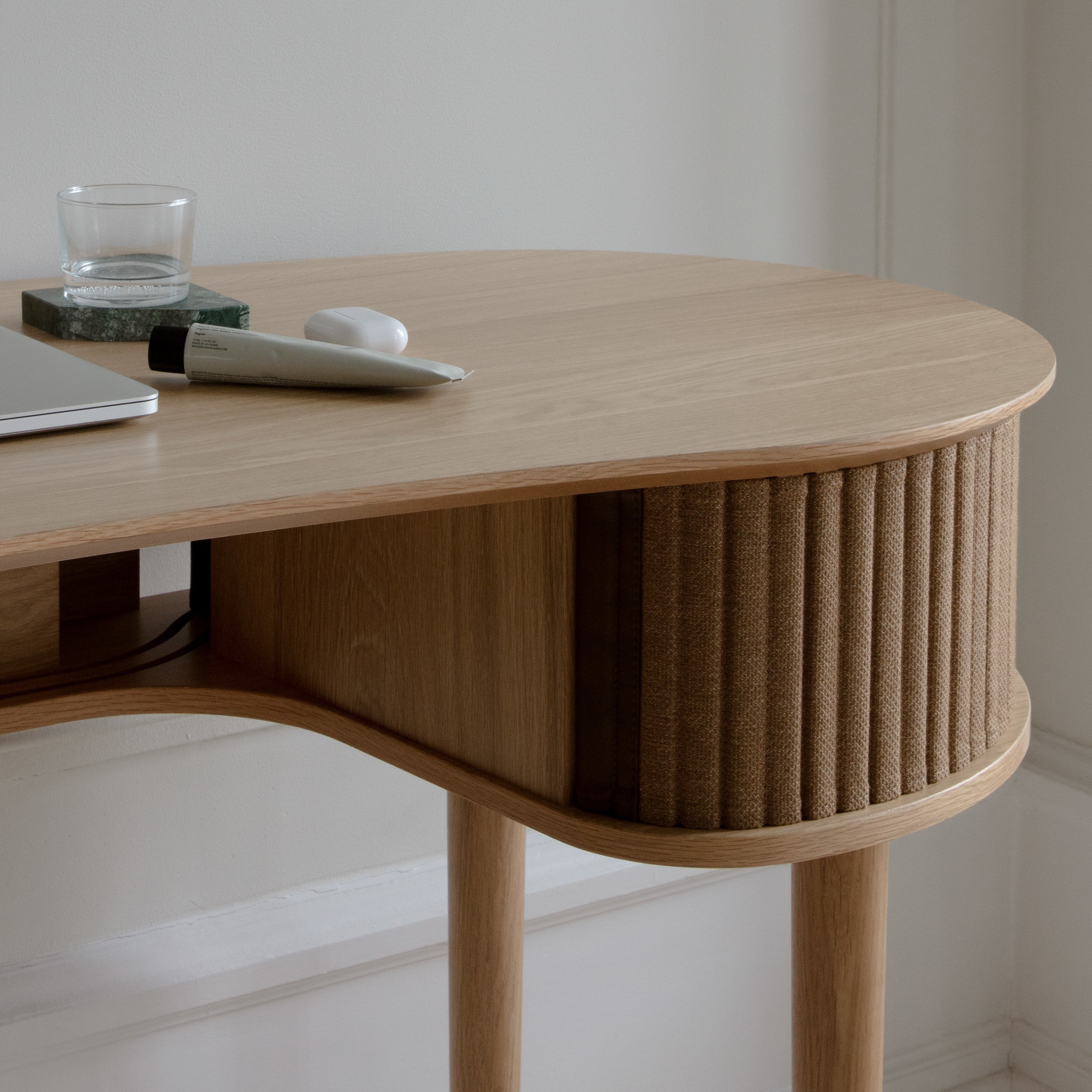 UMAGE Audacious Desk, Oak