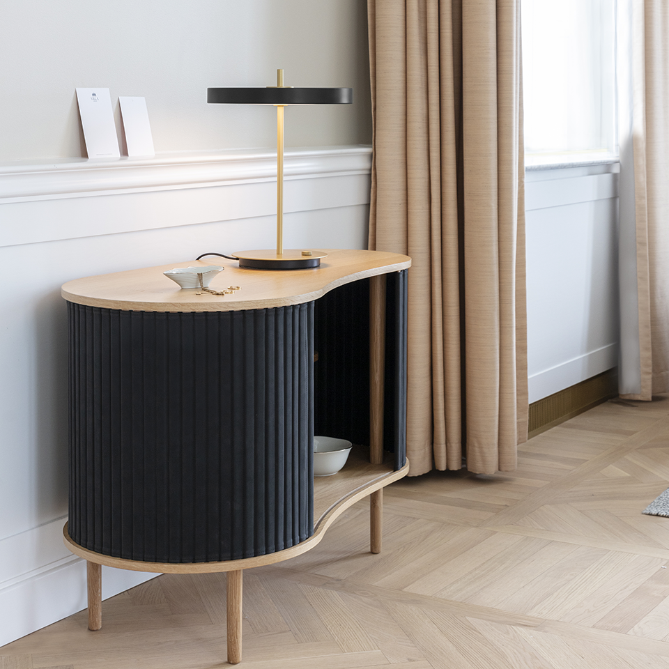 UMAGE Audacious Cabinet, Oak
