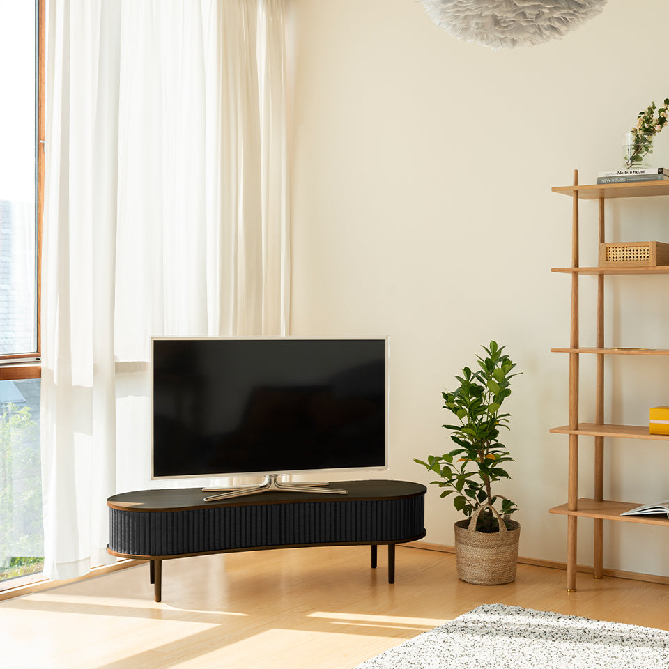 UMAGE Audacious TV bench, Dark Oak