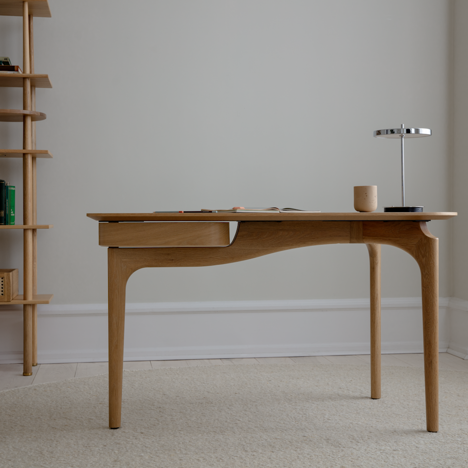 UMAGE Duende Desk