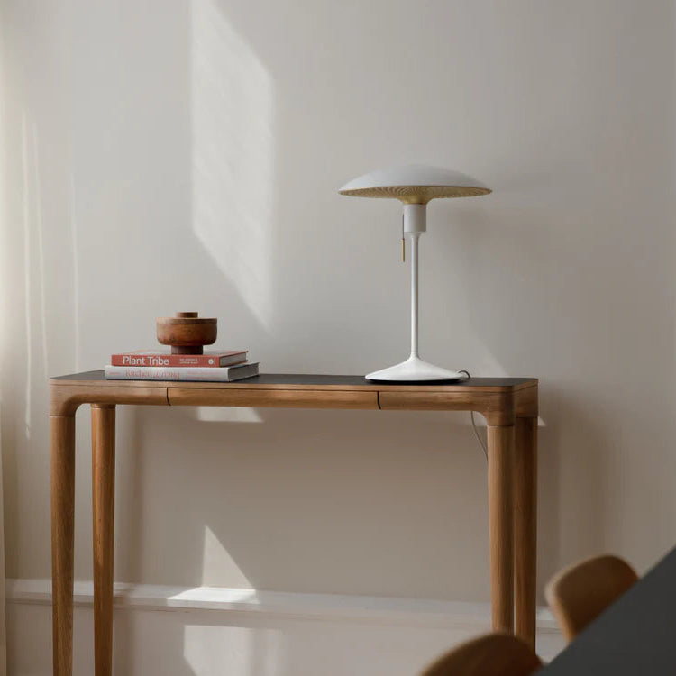 UMAGE Santé Table Light Stand