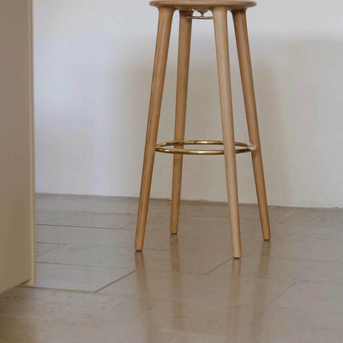 UMAGE The Socialite Bar Stool