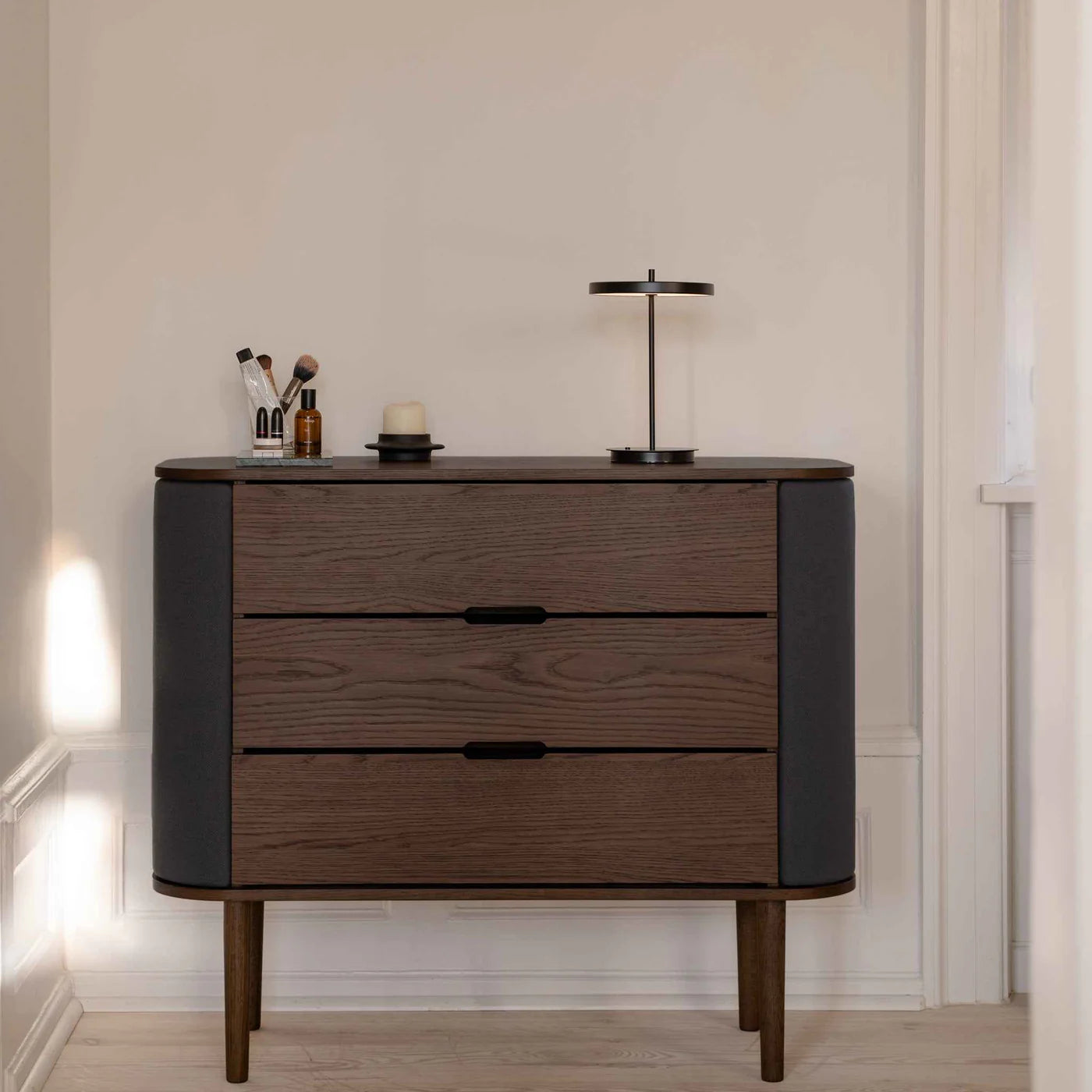 UMAGE Treasures Dresser, Dark Oak