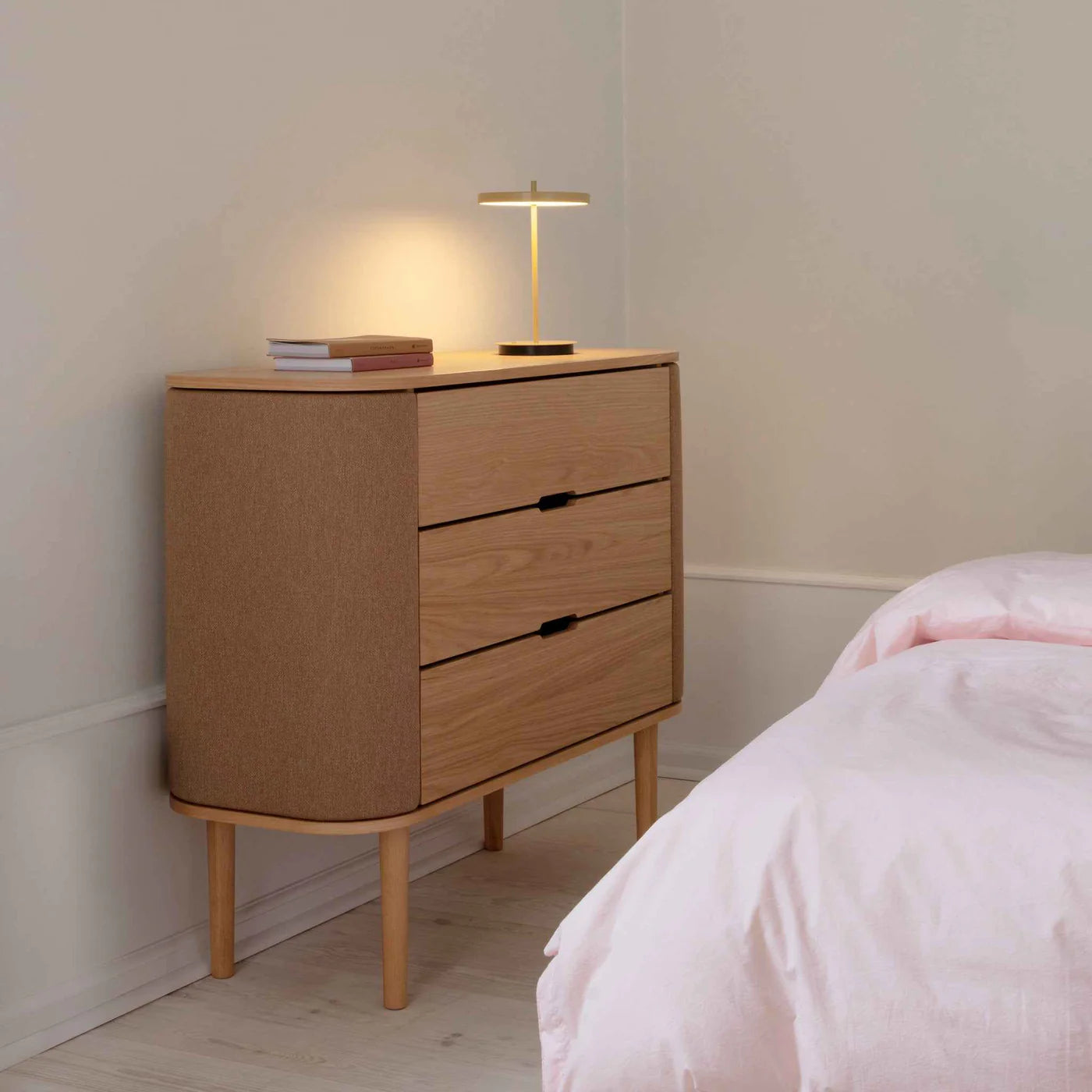 UMAGE Treasures Dresser, Oak