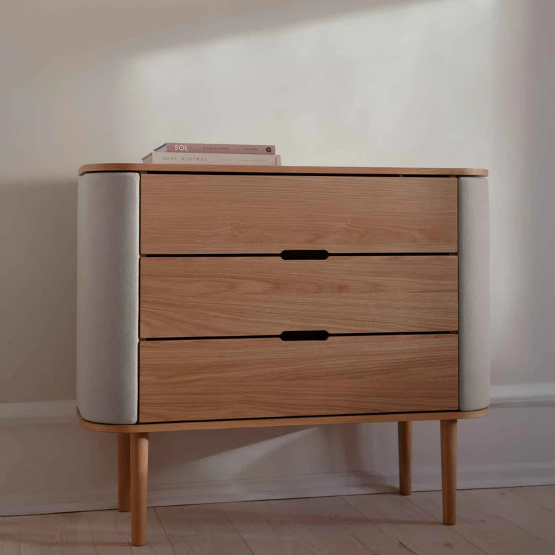 UMAGE Treasures Dresser, Oak